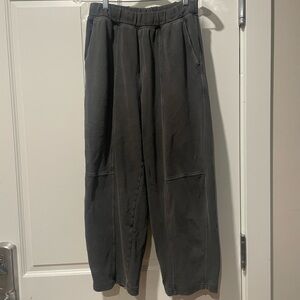 Aerie Dark Gray sweatpants size small long